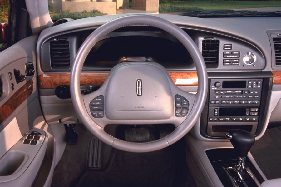  Lincoln Continental 1998 года  (фото 83 из 99)